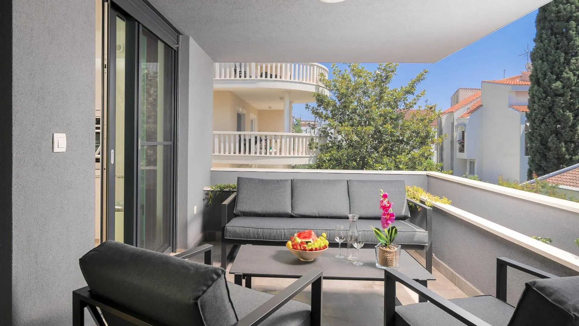 Lux Holiday Apartment On Kasuni Beach In سبليت