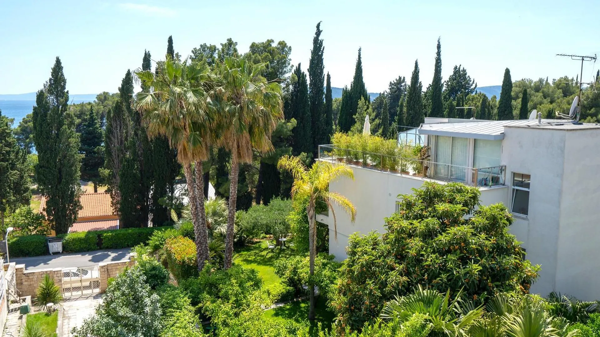 Lux Holiday Apartment On Kasuni Beach In Split