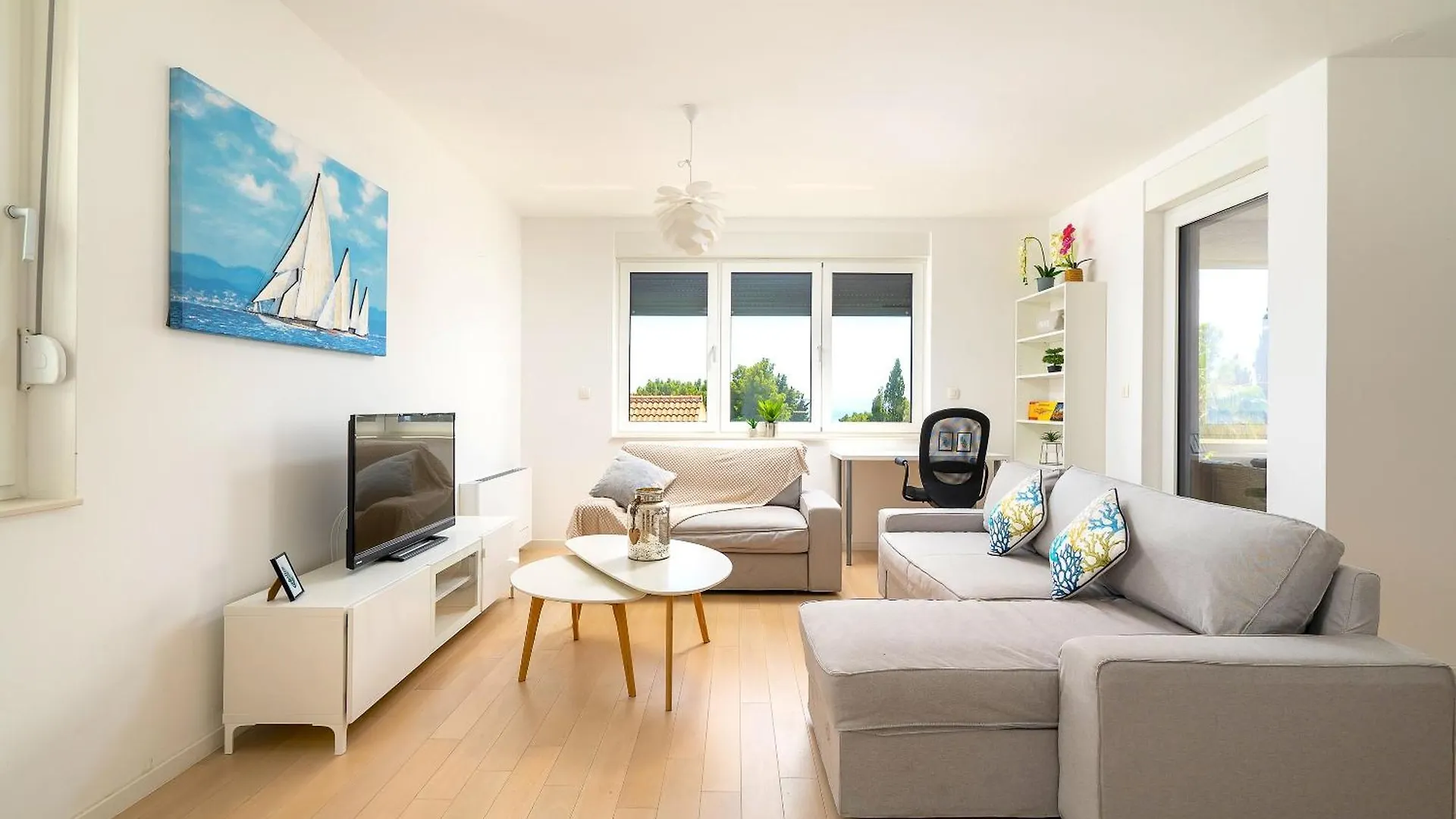 Lux Holiday Apartment On Kasuni Beach In Split