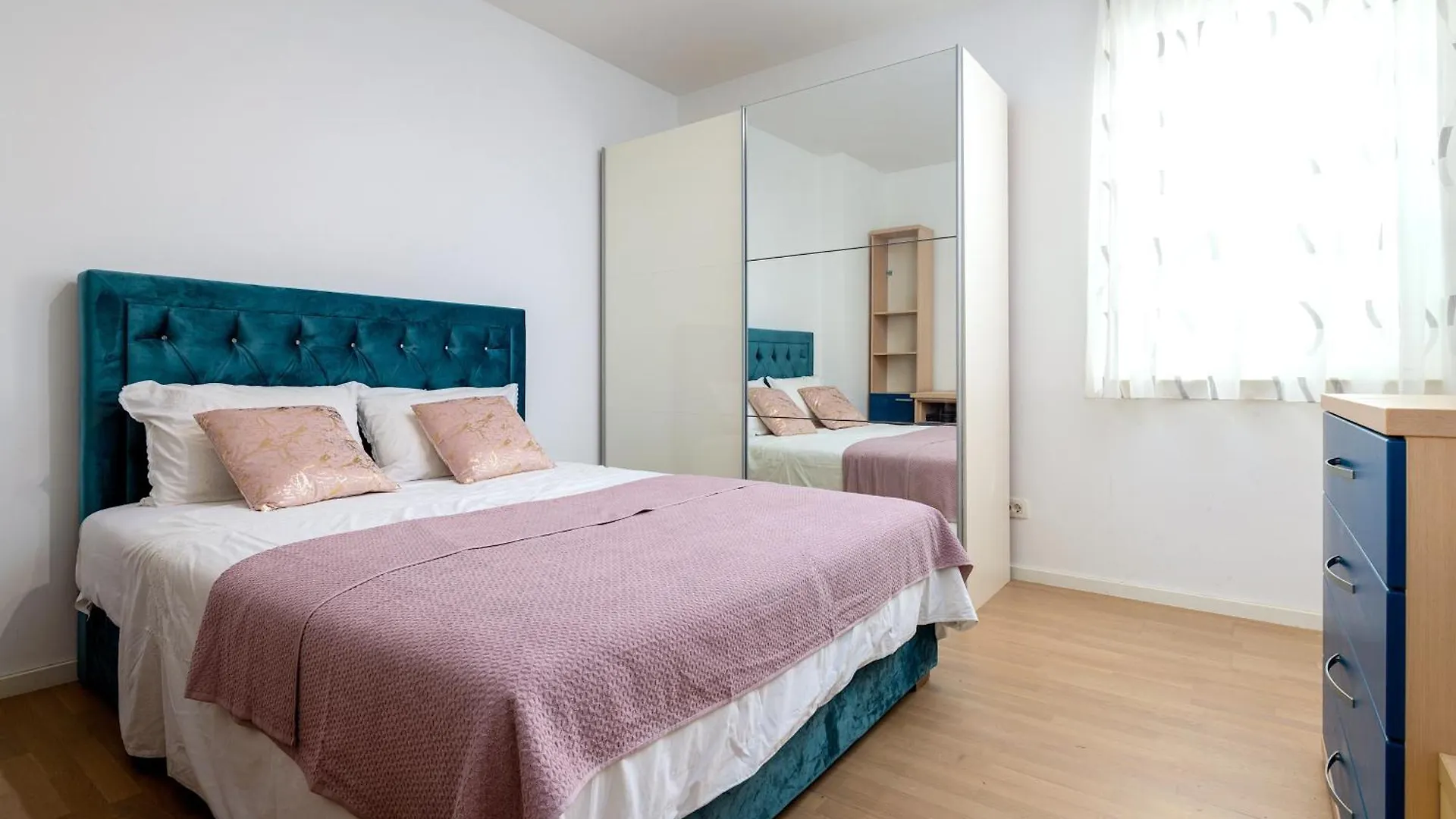 Lux Holiday Apartment On Kasuni Beach In سبليت