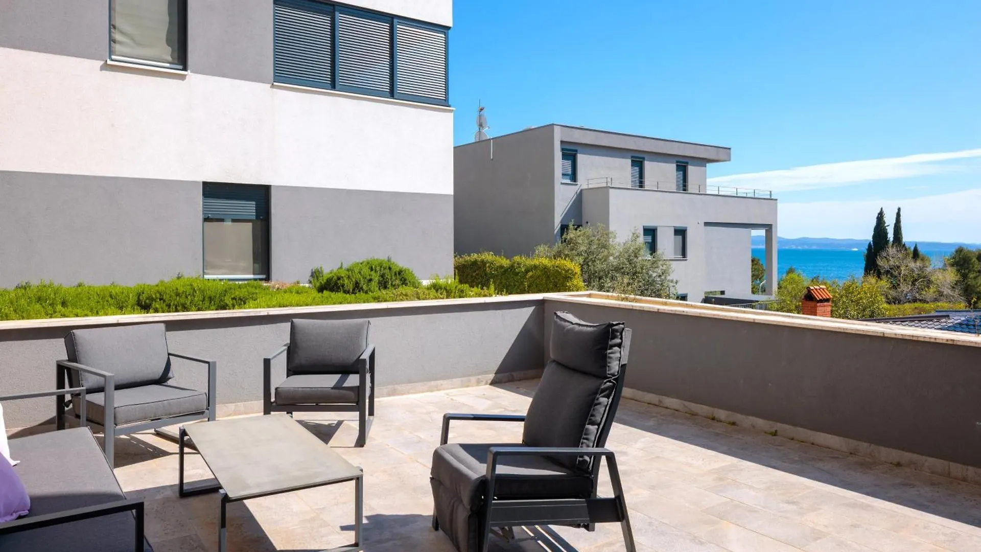 Lux Holiday Apartment On Kasuni Beach In Split